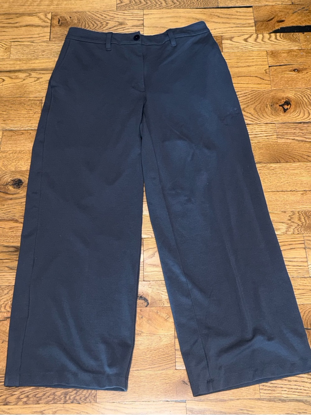 Eileen Fisher. Stretch-Jersey Trouser. Gray. Size Small. - Picture 5 of 10